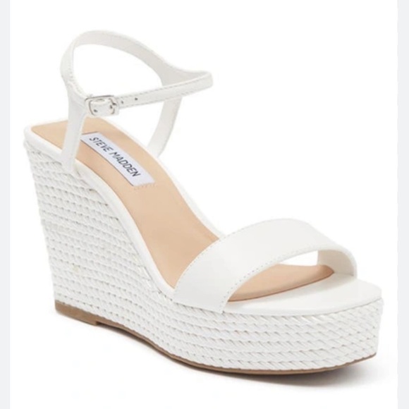 White Tory Twist Wedge Sandal
STEVE MADDEN - Picture 1 of 5
